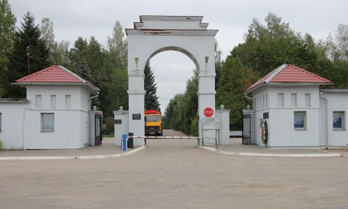 Чижовское кладбище, главный вход