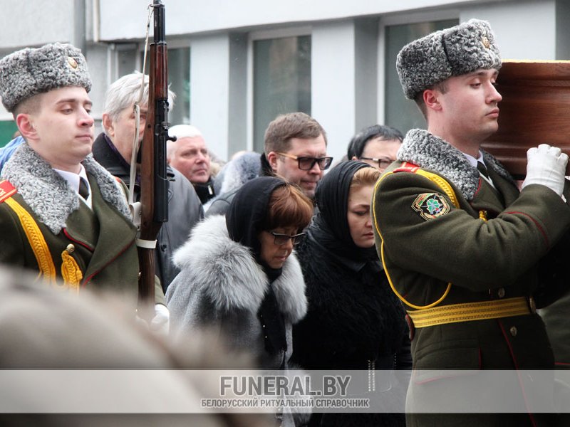 Жена и дочь Александра Тихановича