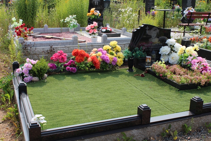 Памятники от компании Мемори-Стоун