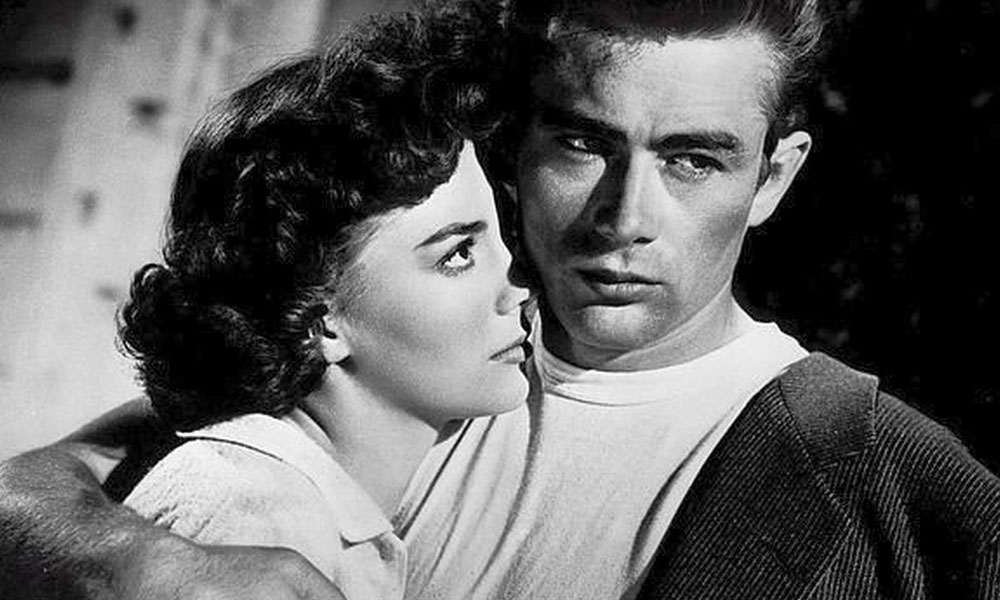 Натали Вуд в главной роли в фильме Бунтарь без причины